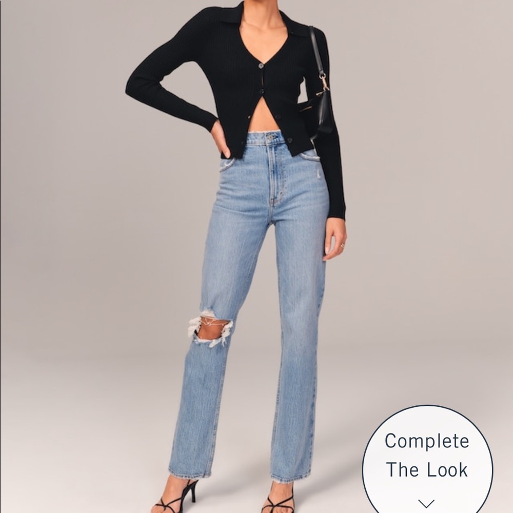 🔥Abercrombie Ultra High Rise Ankle Straight Jean